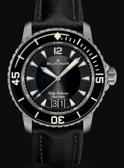 Blancpain Fifty Fathoms Watch Review Fifty Fathoms Grande Date Replica Watch 5050 12B30 B52A